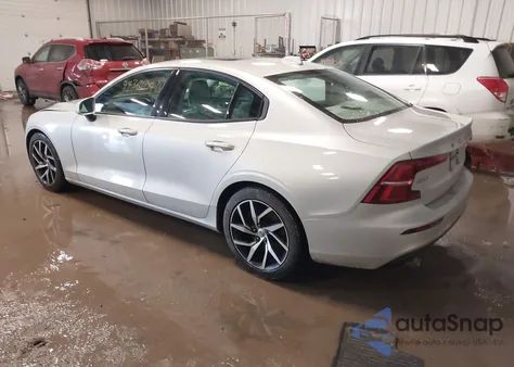 2019 Volvo S60 T6 Momentum from USA, damaged, VIN 7JRA22TK9KG004230